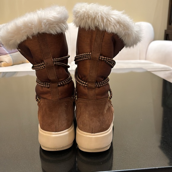 Ladies Geox Amphibox Kaula suede boots. - Picture 2 of 15